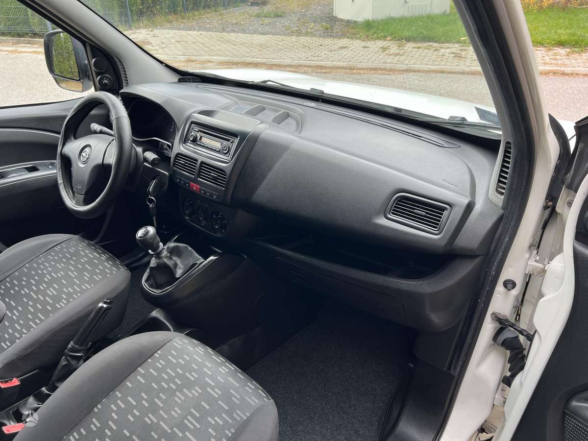 Opel Combo, 2.0 l., Коммерческий