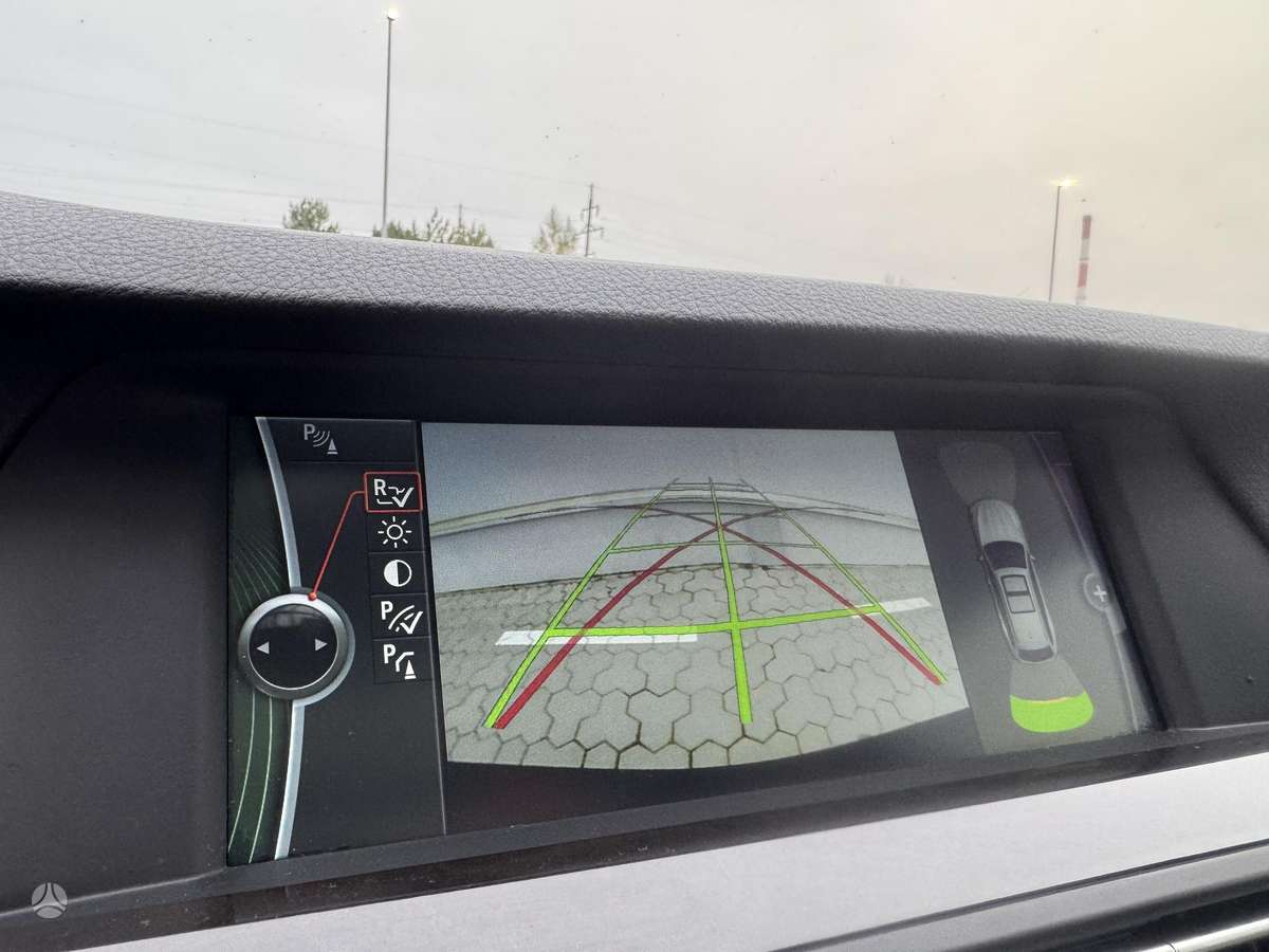 BMW 525, Универсал
