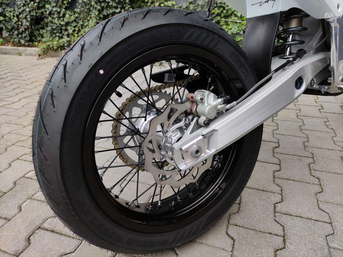 Stark Varg, electric, supermoto