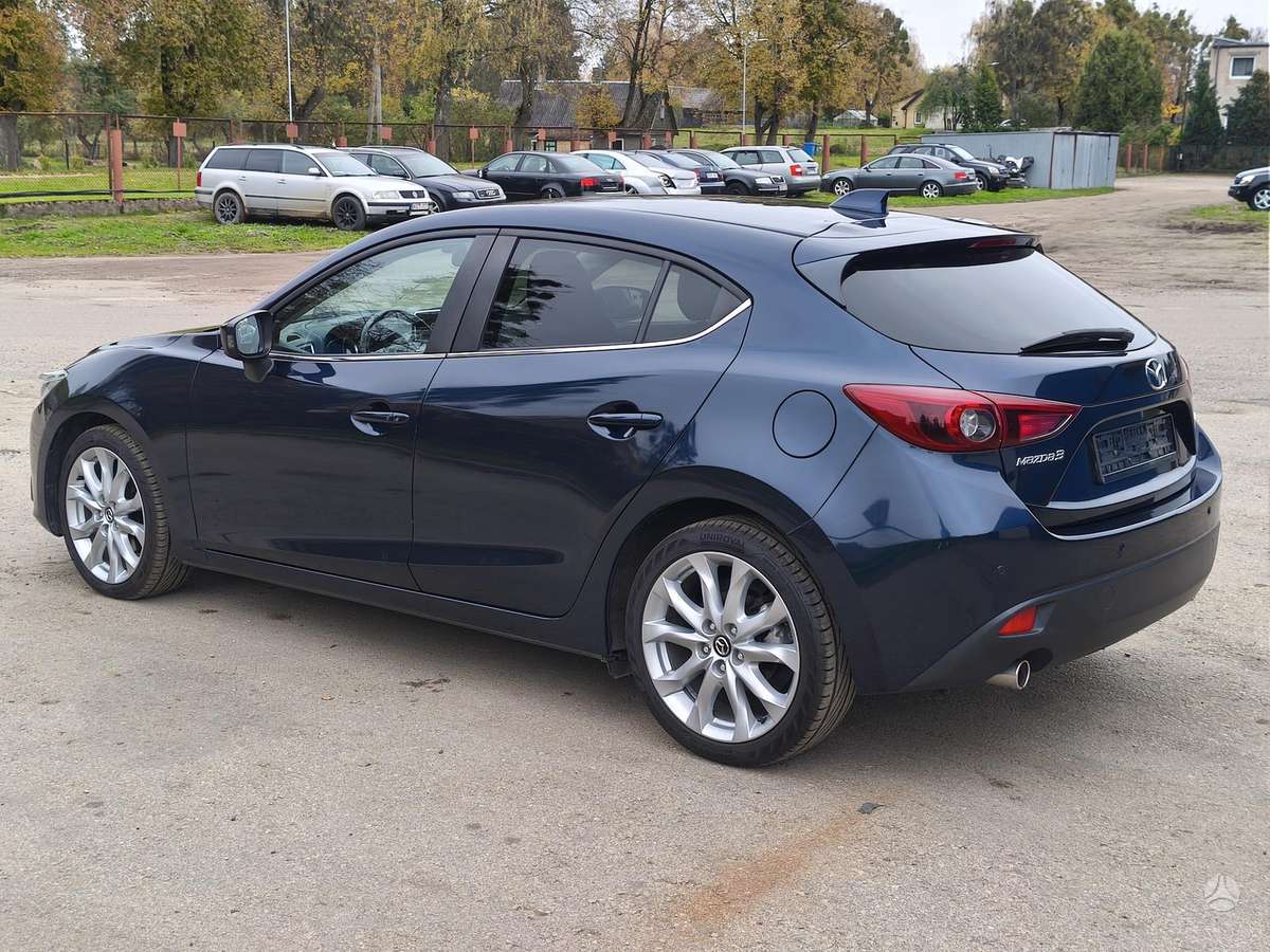Mazda 3, 2.2 l., hatchback