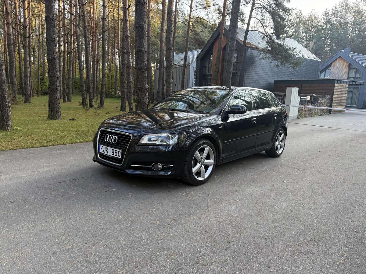 Audi A3, 1.6 l., Хэтчбек