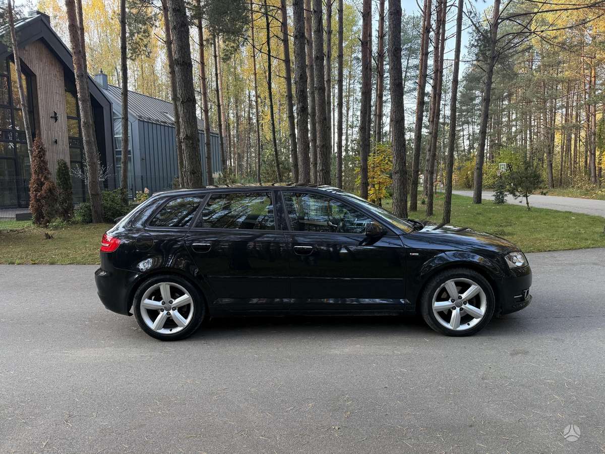Audi A3, 1.6 l., Хэтчбек