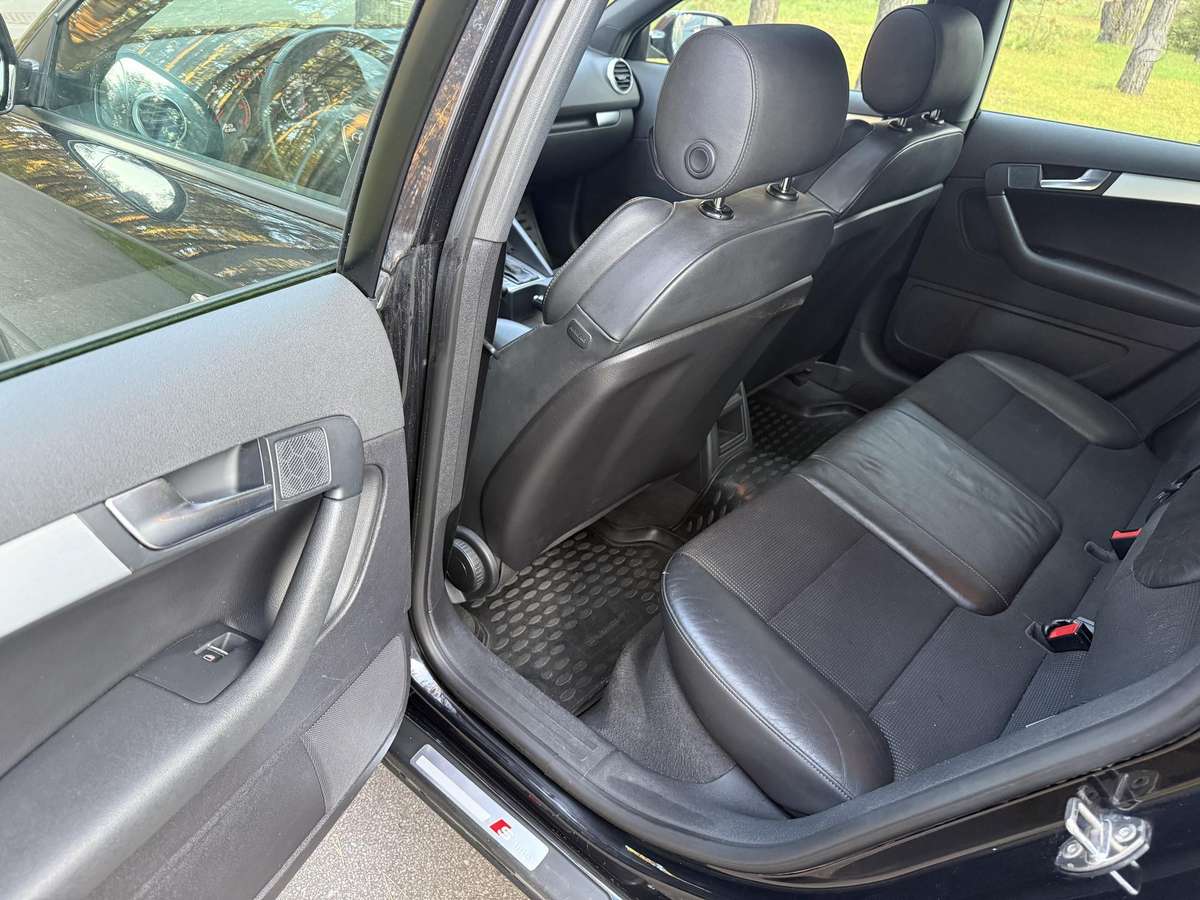 Audi A3, 1.6 l., Хэтчбек