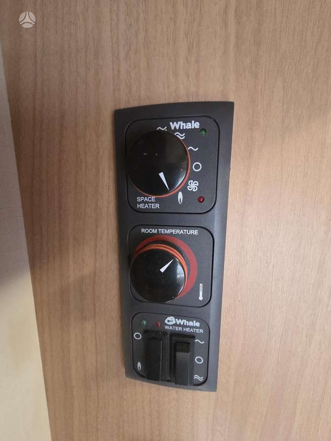 Compass Venture, caravans