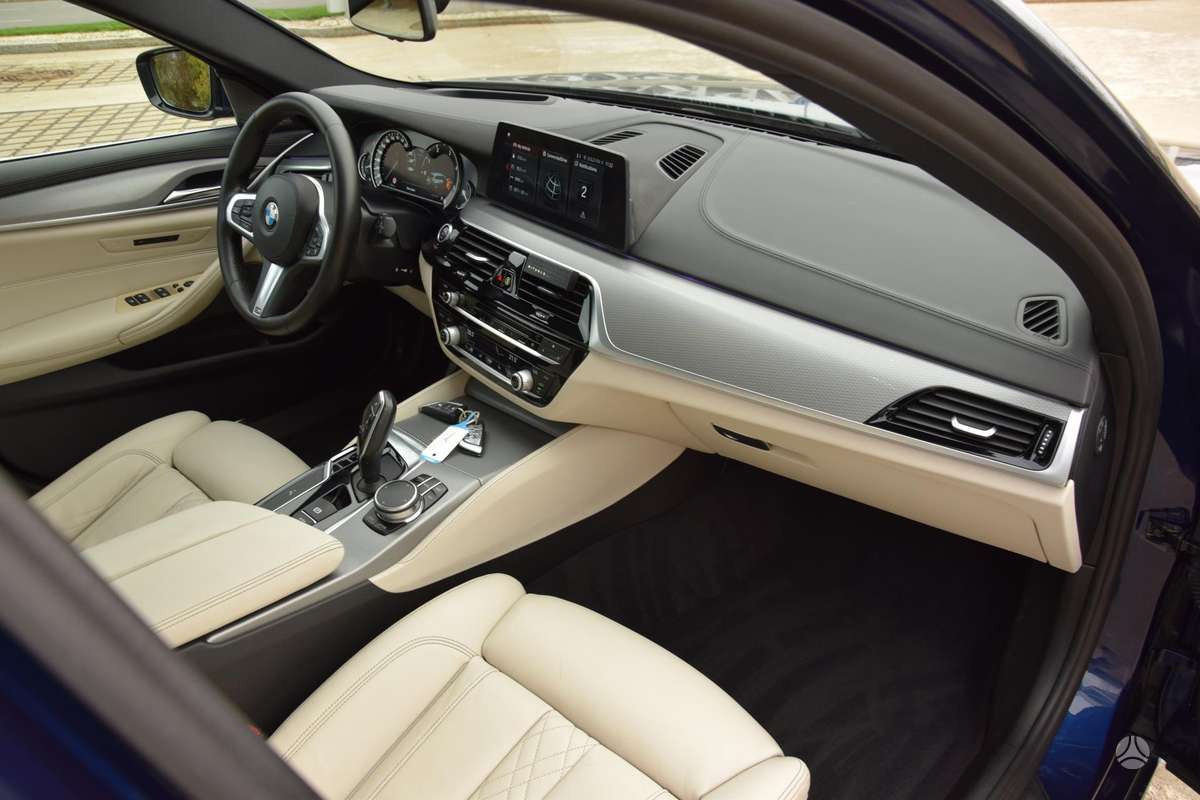 BMW 520, 2.0 l., wagon