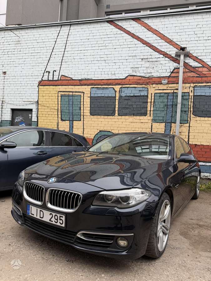 BMW 528, 2.0 l., Седан