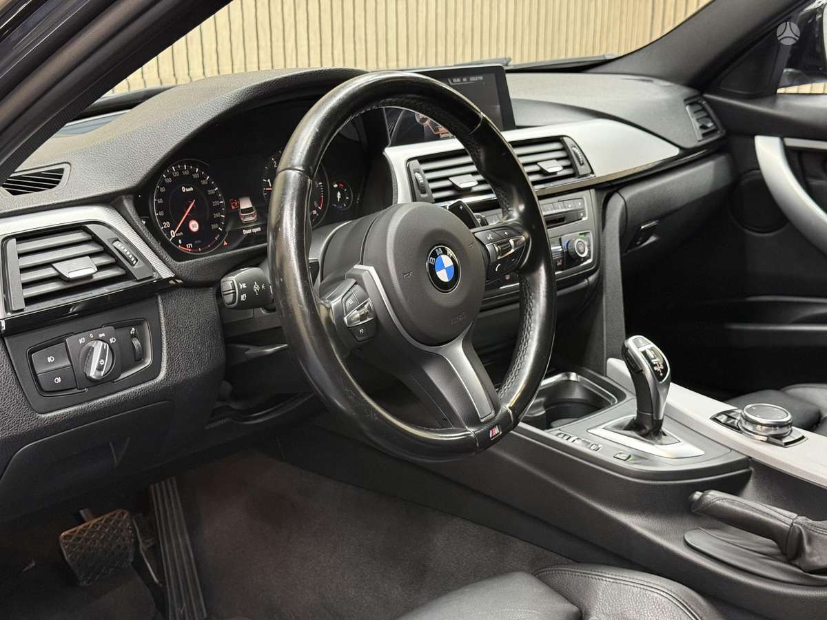 BMW 330, 3.0 l., Универсал