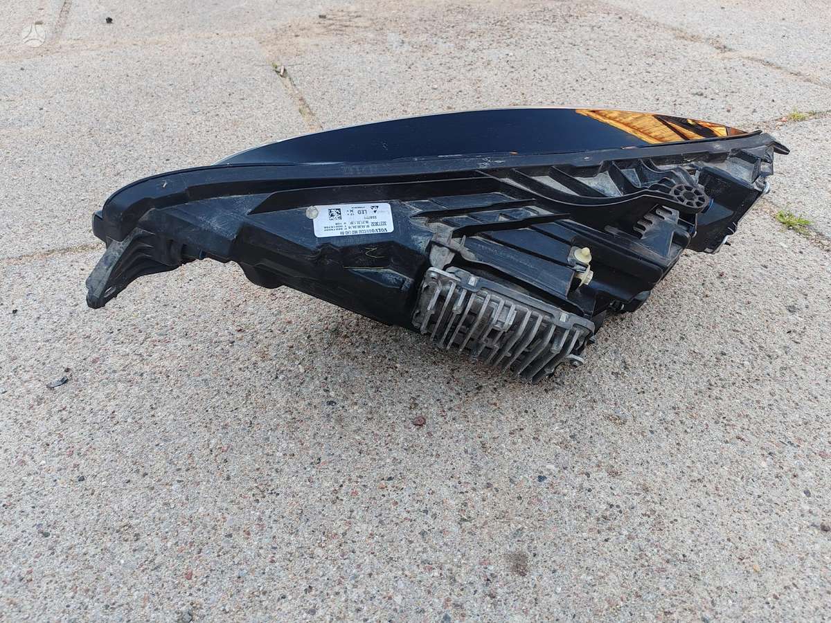 Volvo S60, 32273032, фары