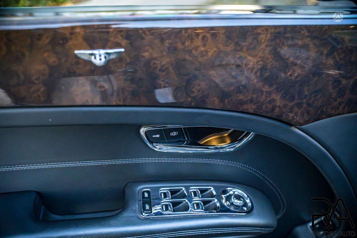Bentley Mulsanne, 6.8 l., Седан