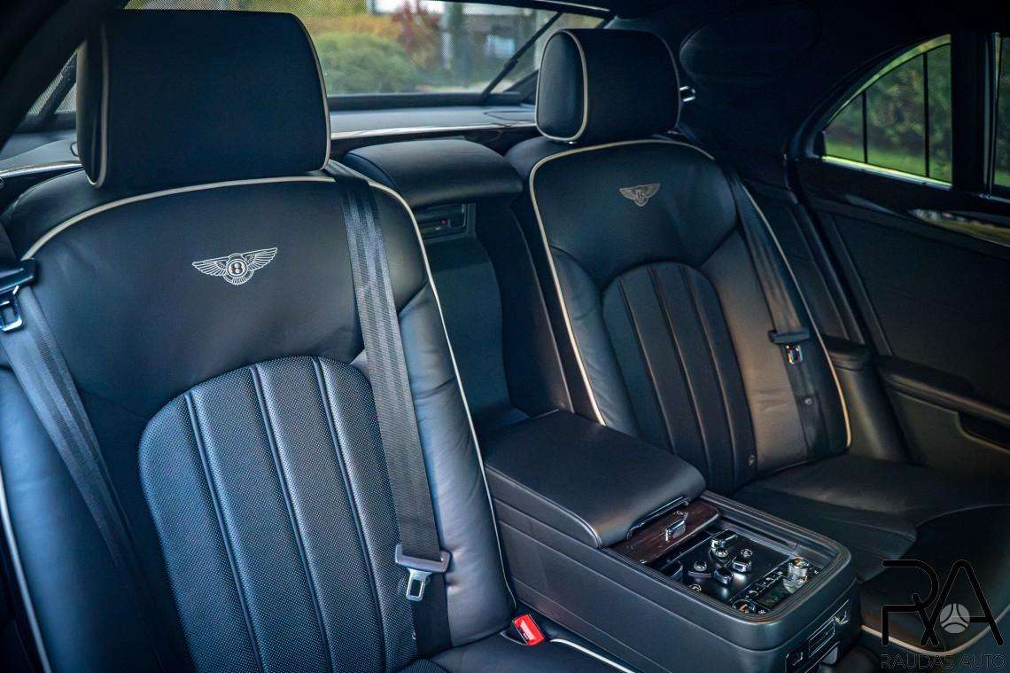 Bentley Mulsanne, 6.8 l., Седан