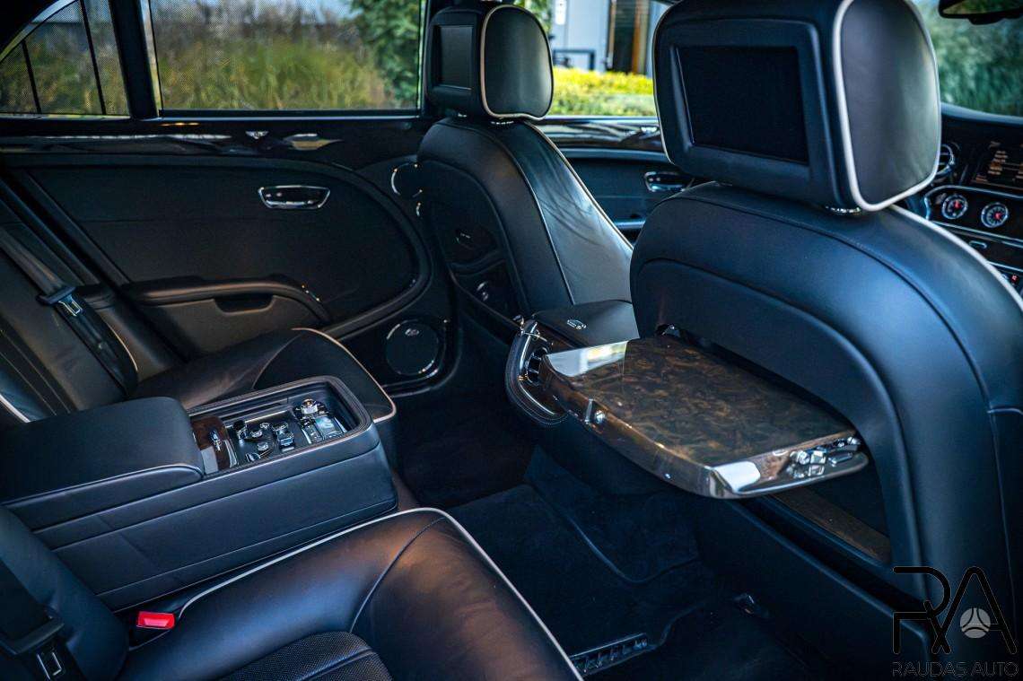 Bentley Mulsanne, 6.8 l., Седан