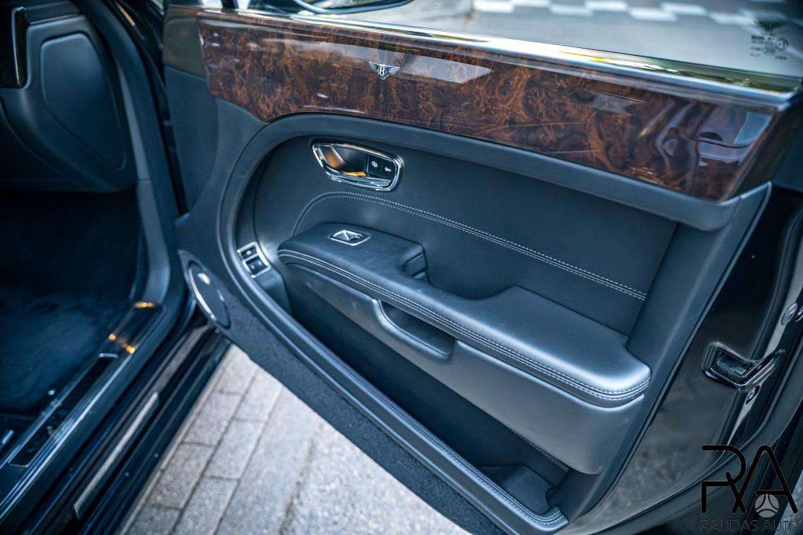 Bentley Mulsanne, 6.8 l., Седан