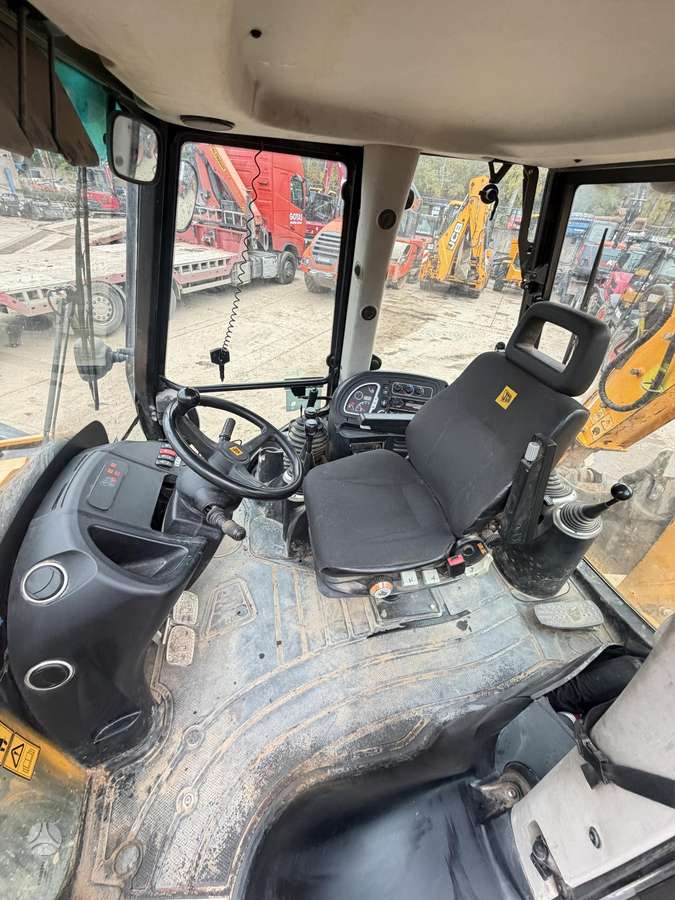 JCB 4 CX, excavator loader