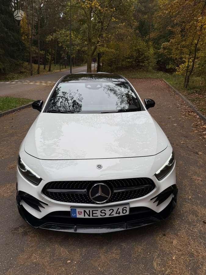 Mercedes-Benz A180