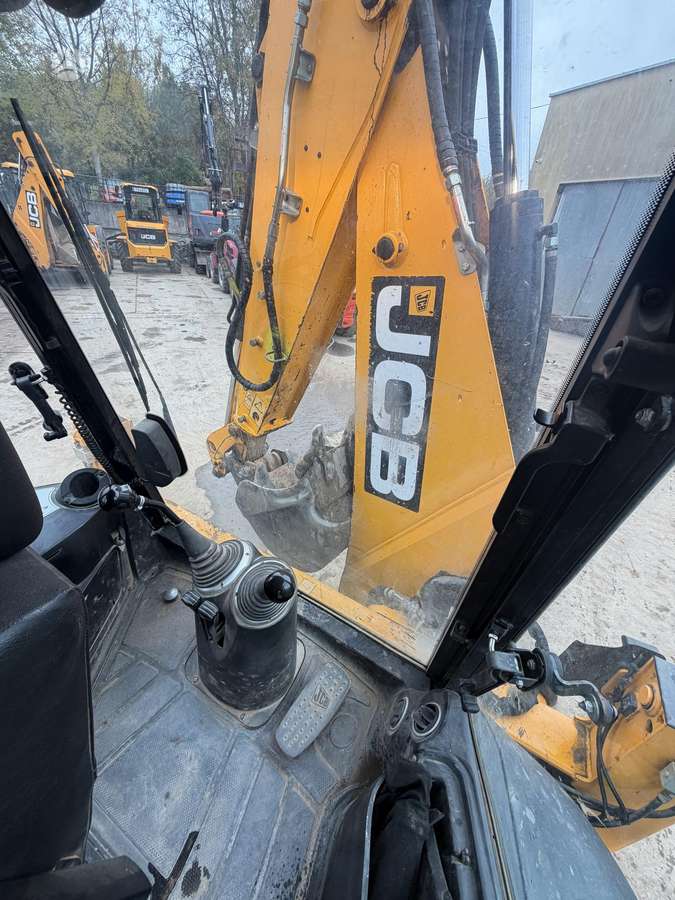 JCB 4 CX, excavator loader