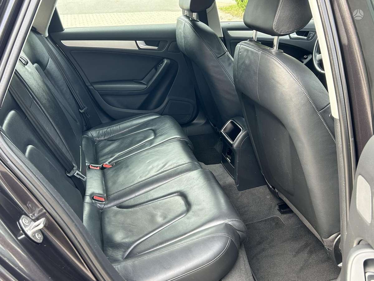Audi A4, 2.0 l., Универсал