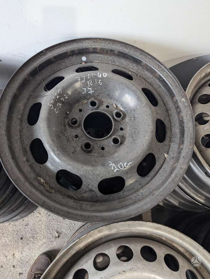 BMW, стальные штампованные диски, R16