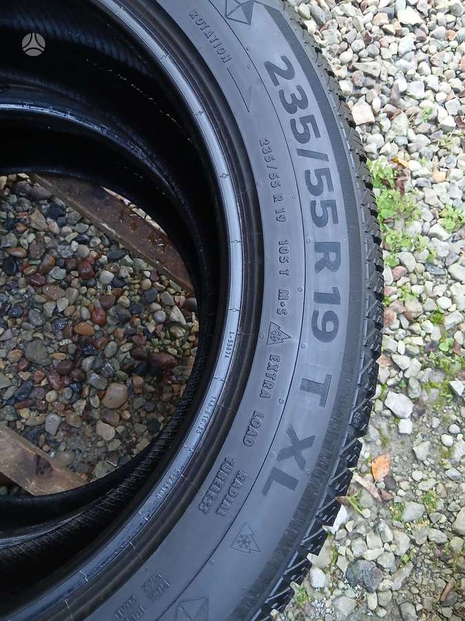 Continental, зимние 235/55 R19