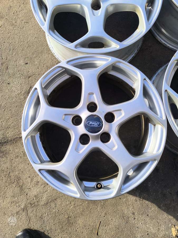 Ford, lengvojo lydinio, R16