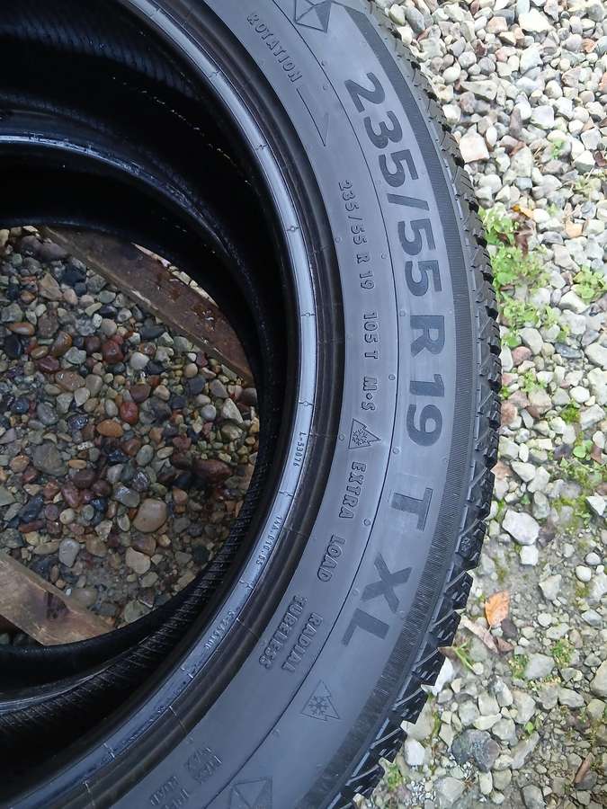 Continental, зимние 235/55 R19