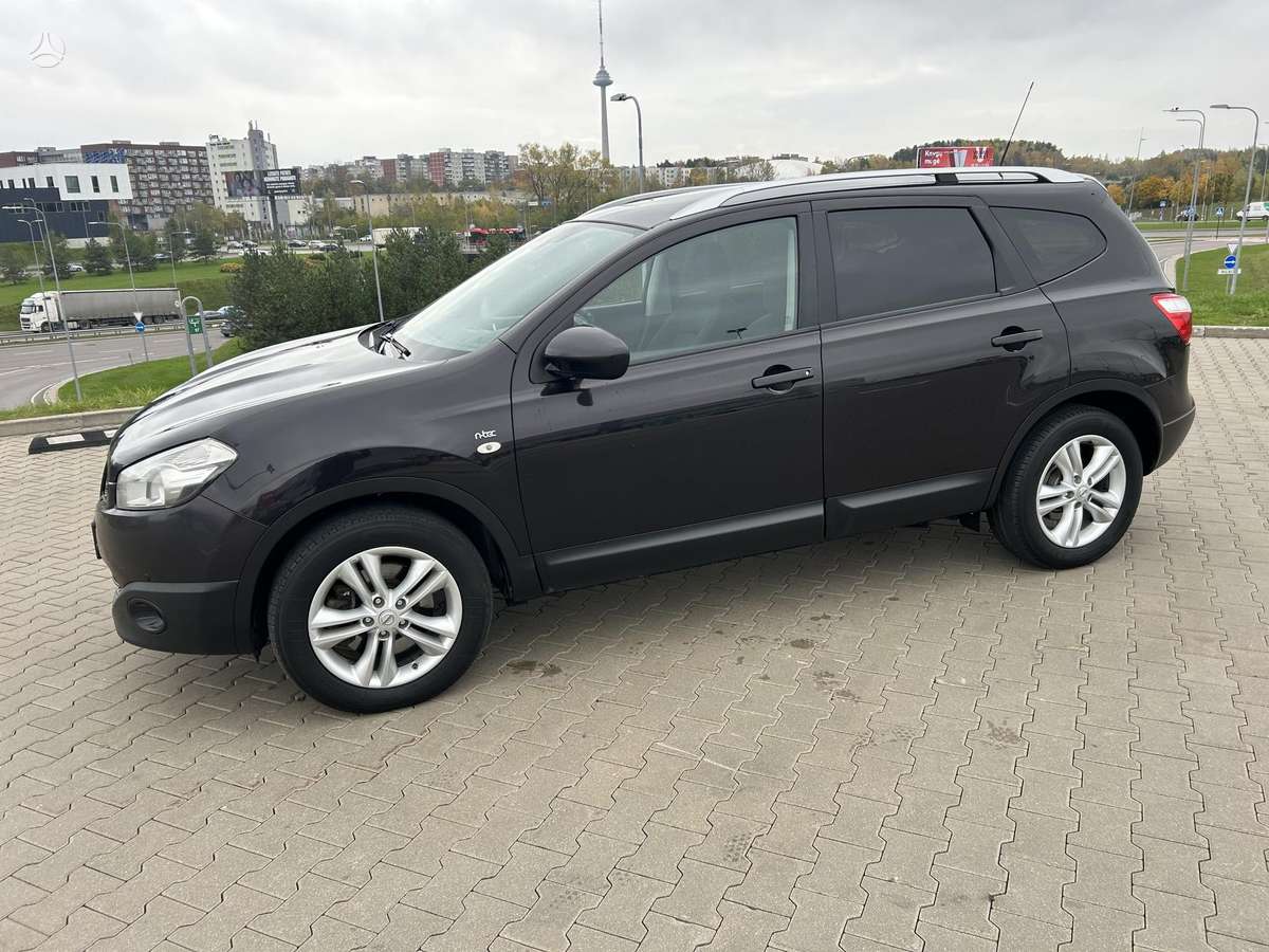 Nissan Qashqai+2