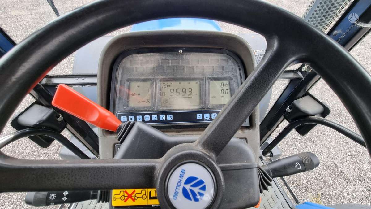 New Holland TM190, тракторы