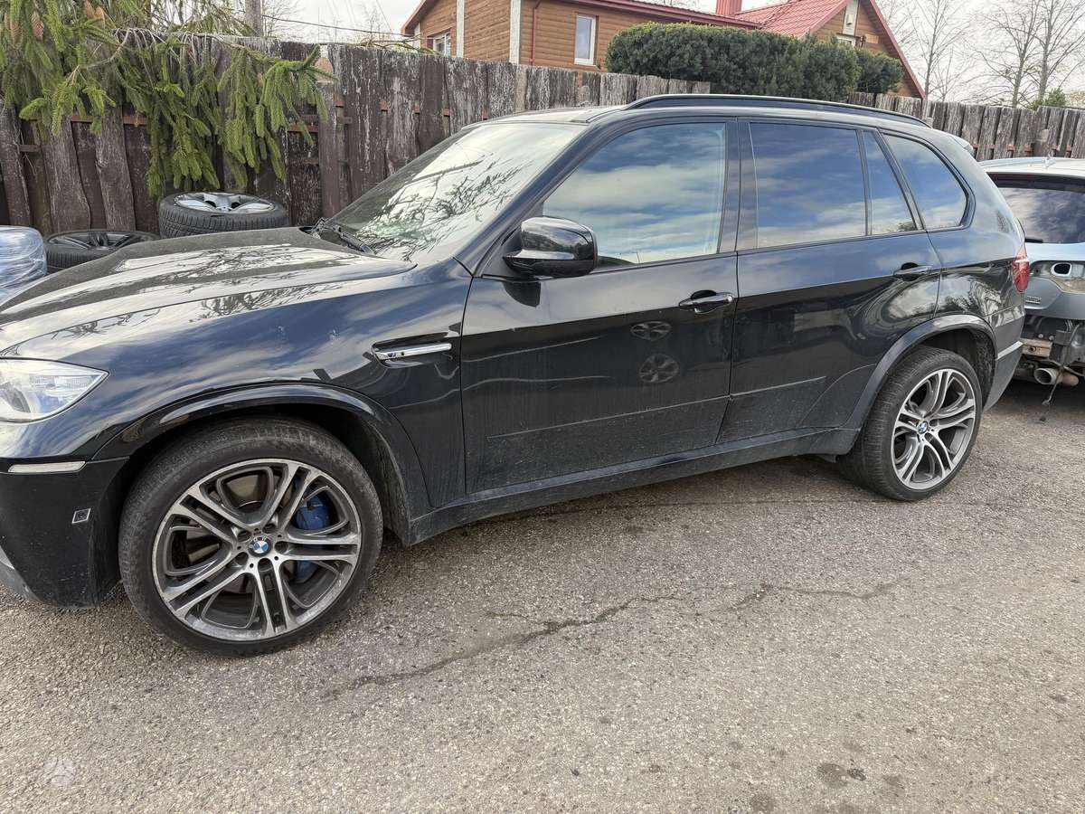 BMW X5 Visos dalys oem