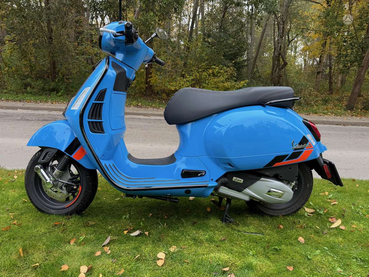 Piaggio Vespa 125cc, scooters / mopeds