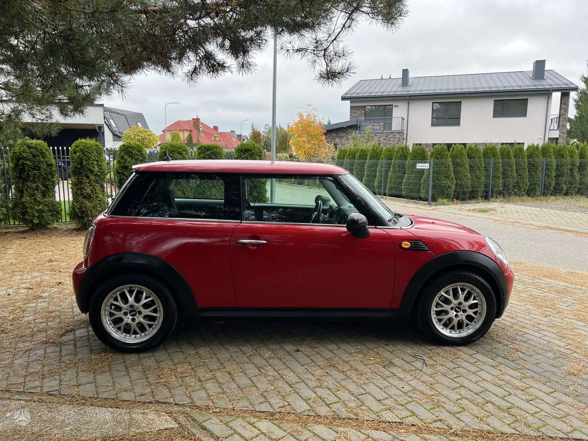 Mini Cooper, 1.6 l., Хэтчбек