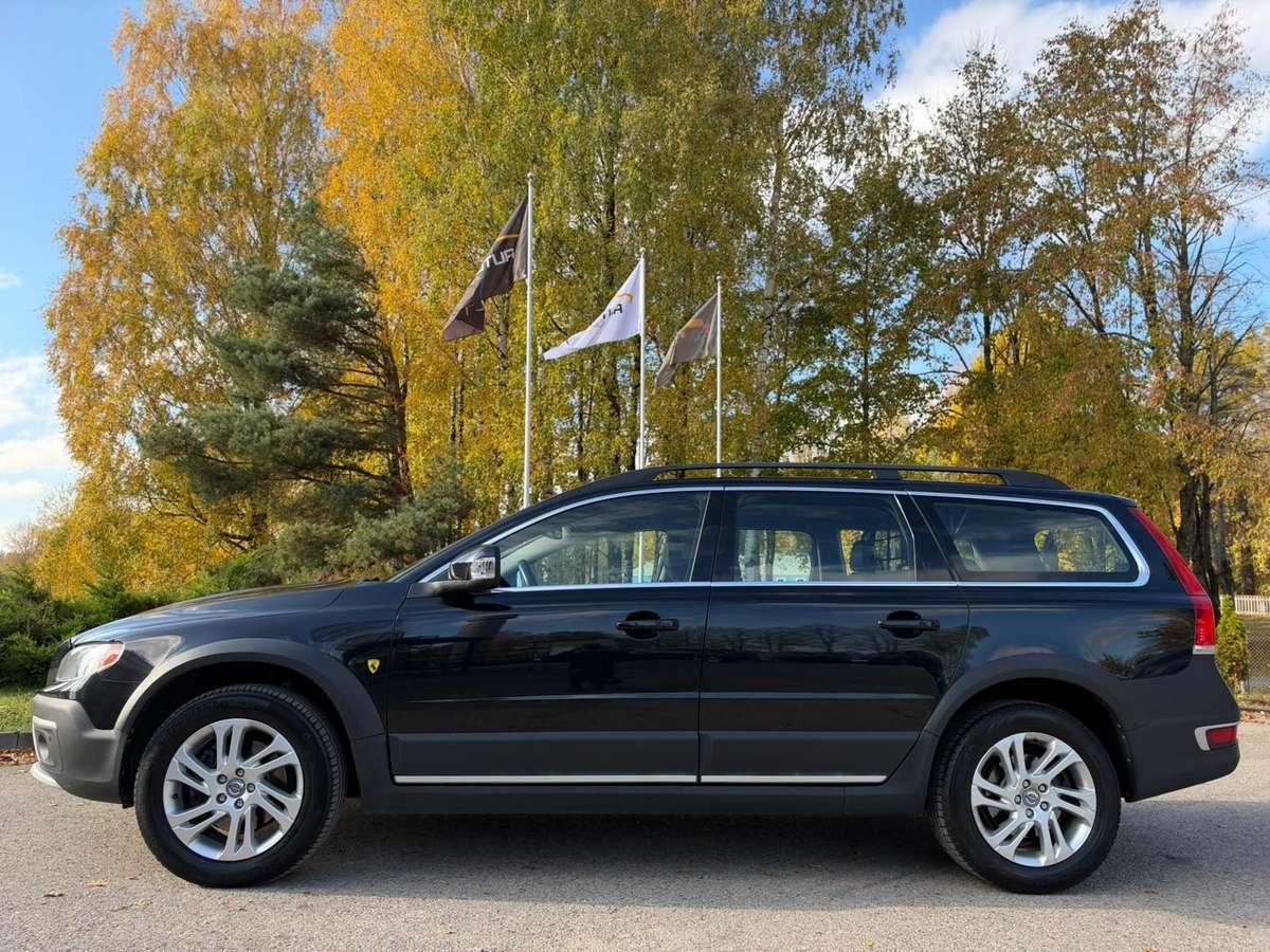 Volvo XC70, 2.0 l., Универсал