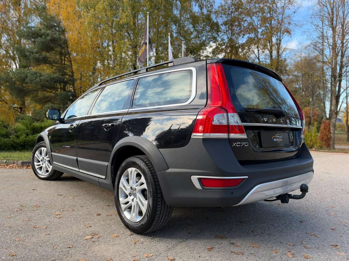 Volvo XC70, 2.0 l., Универсал
