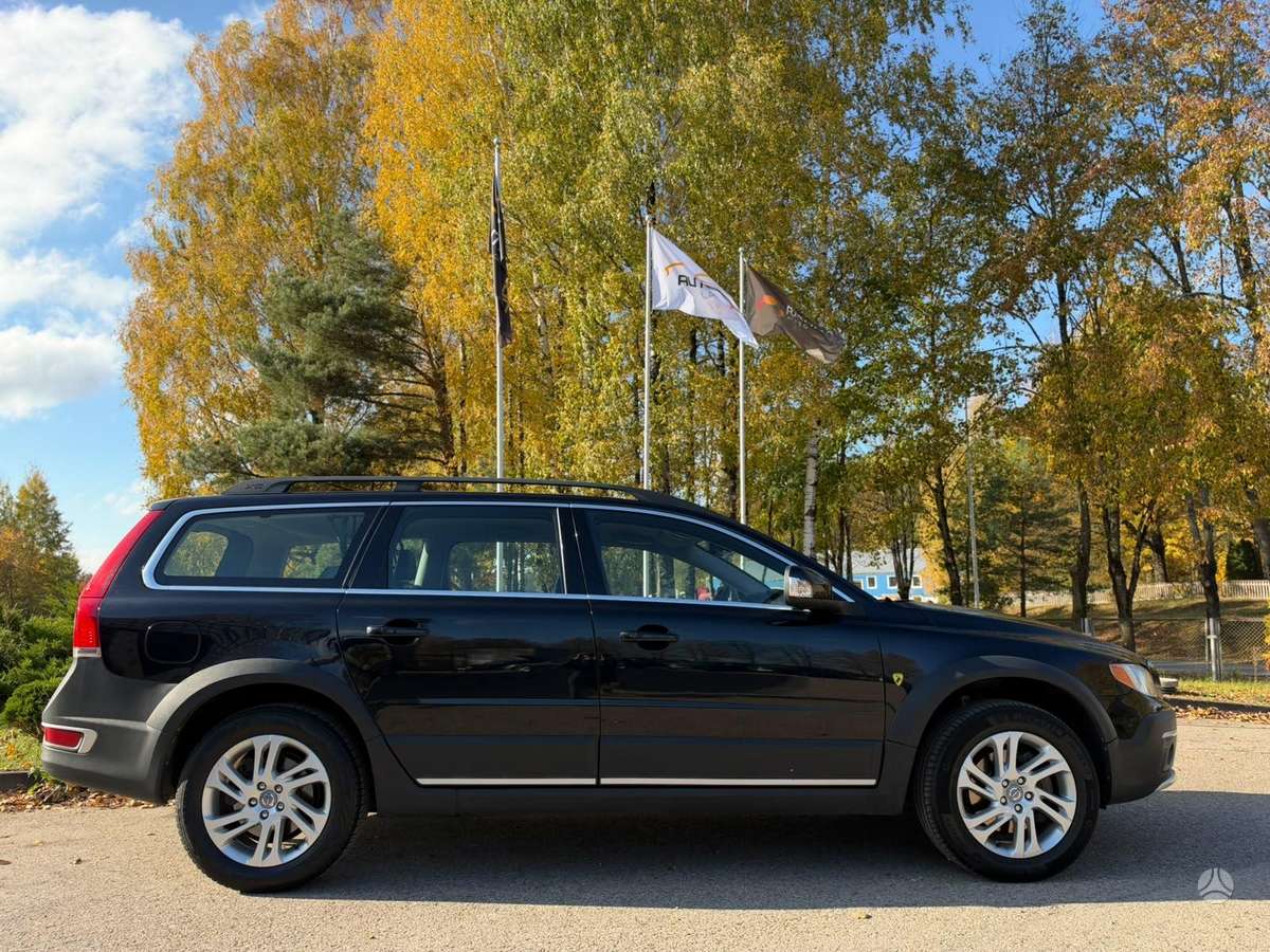 Volvo XC70, 2.0 l., Универсал