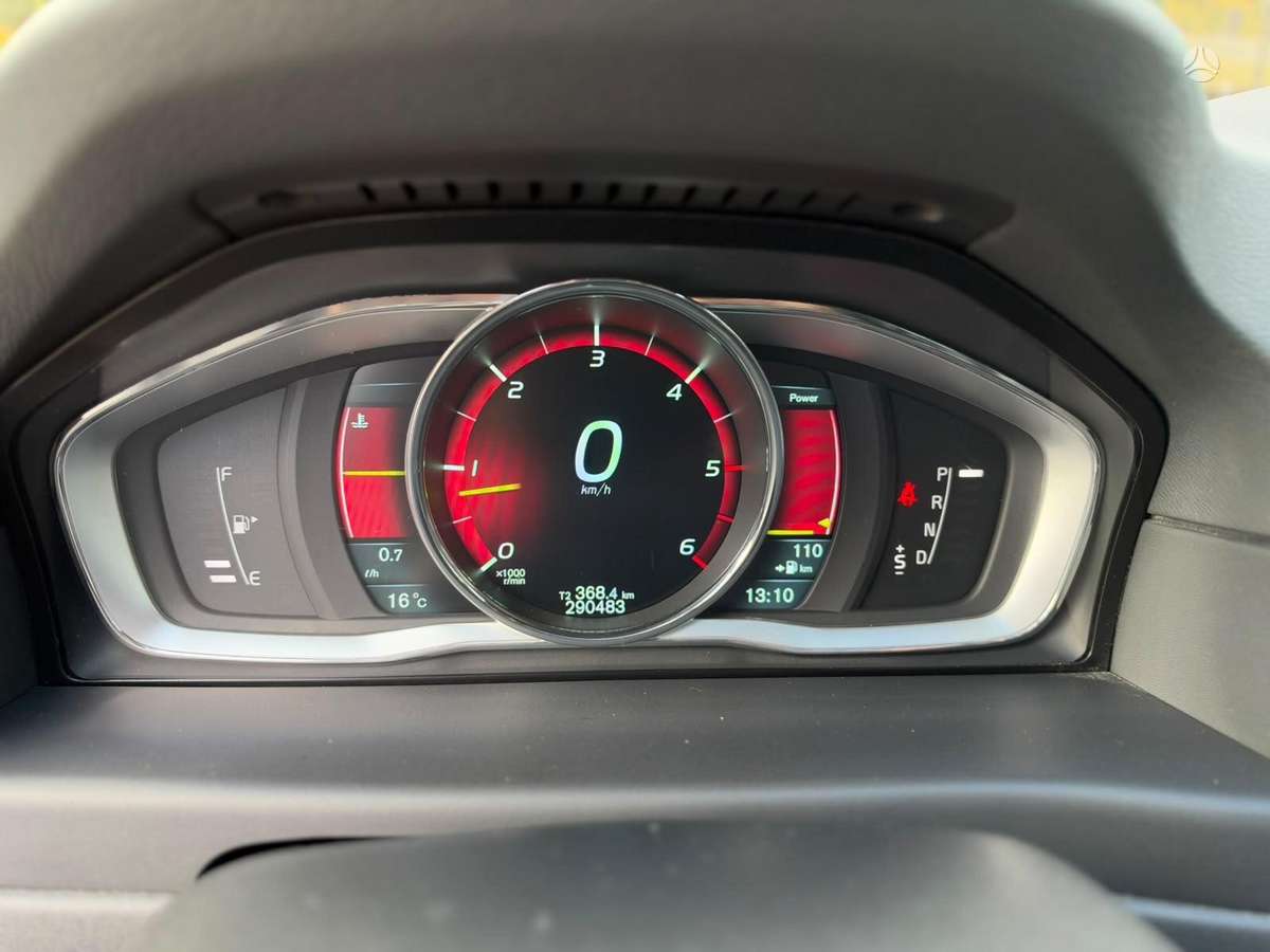 Volvo XC70, 2.0 l., Универсал