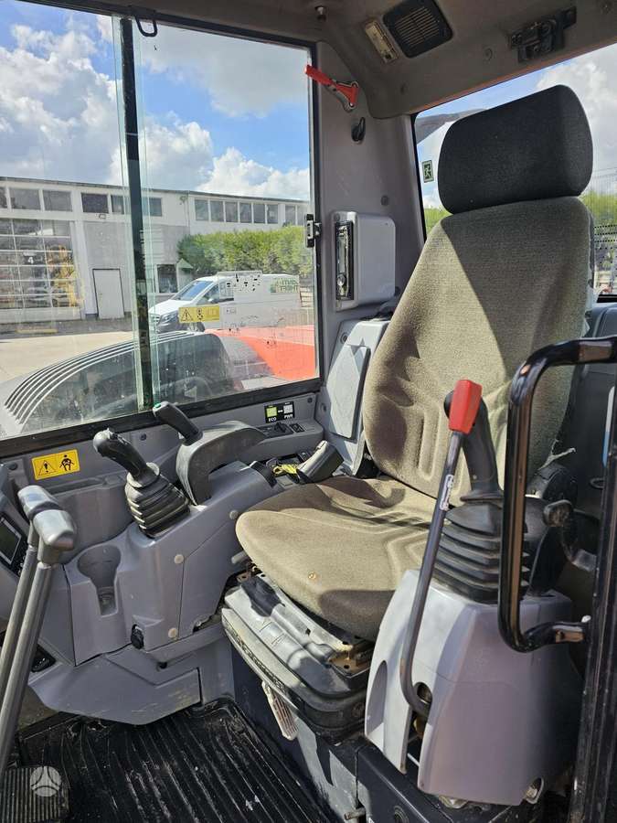 Kubota KX080-4a, ekskavatoriai