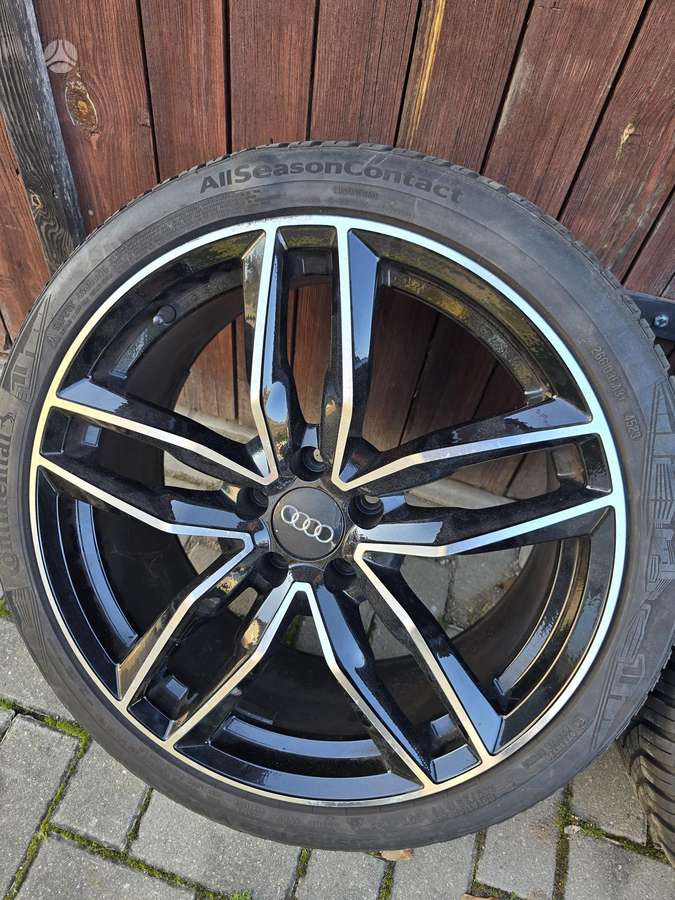 Audi, lengvojo lydinio, R19