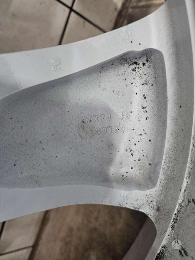 Subaru, light alloy, R17