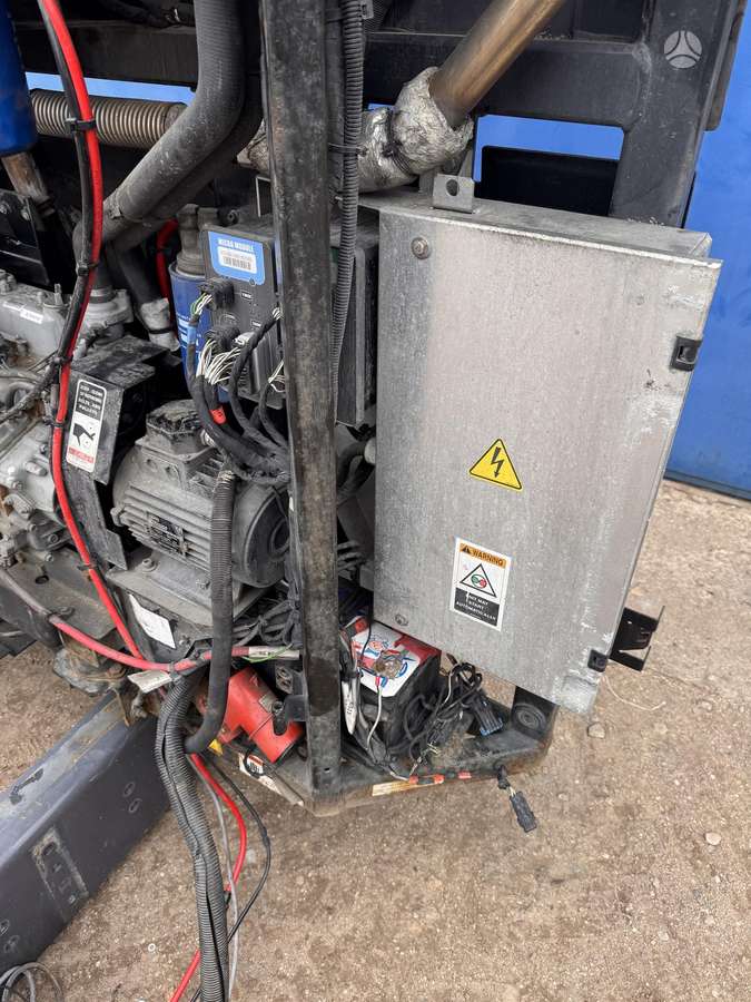Volvo Carrier Vector 1350, šaldytuvai