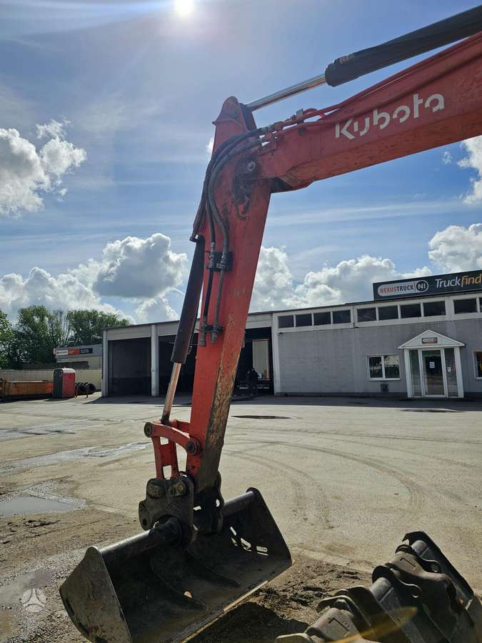 Kubota KX080-4a, mini ekskavatori