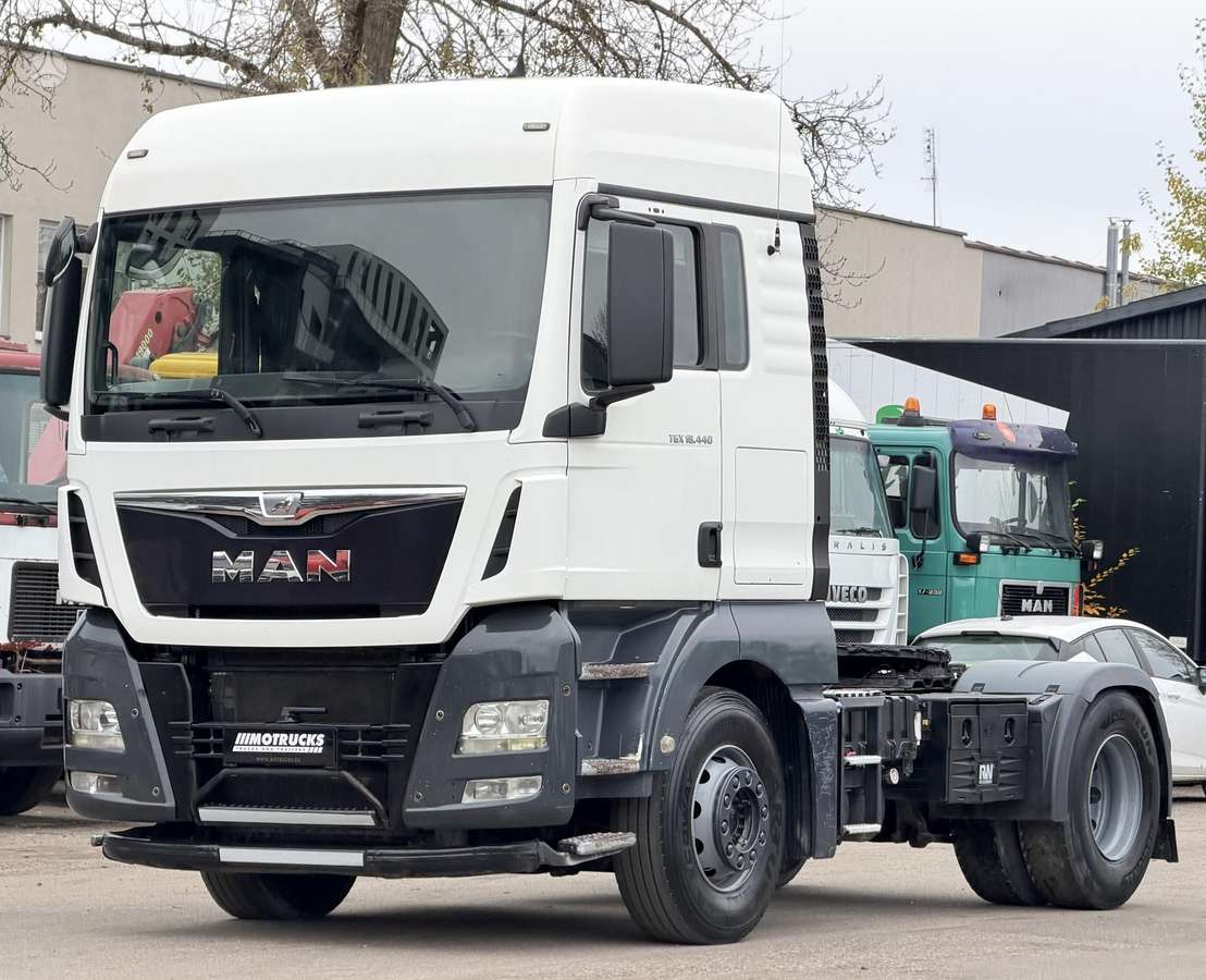 MAN TGX 18.440, single sleeper