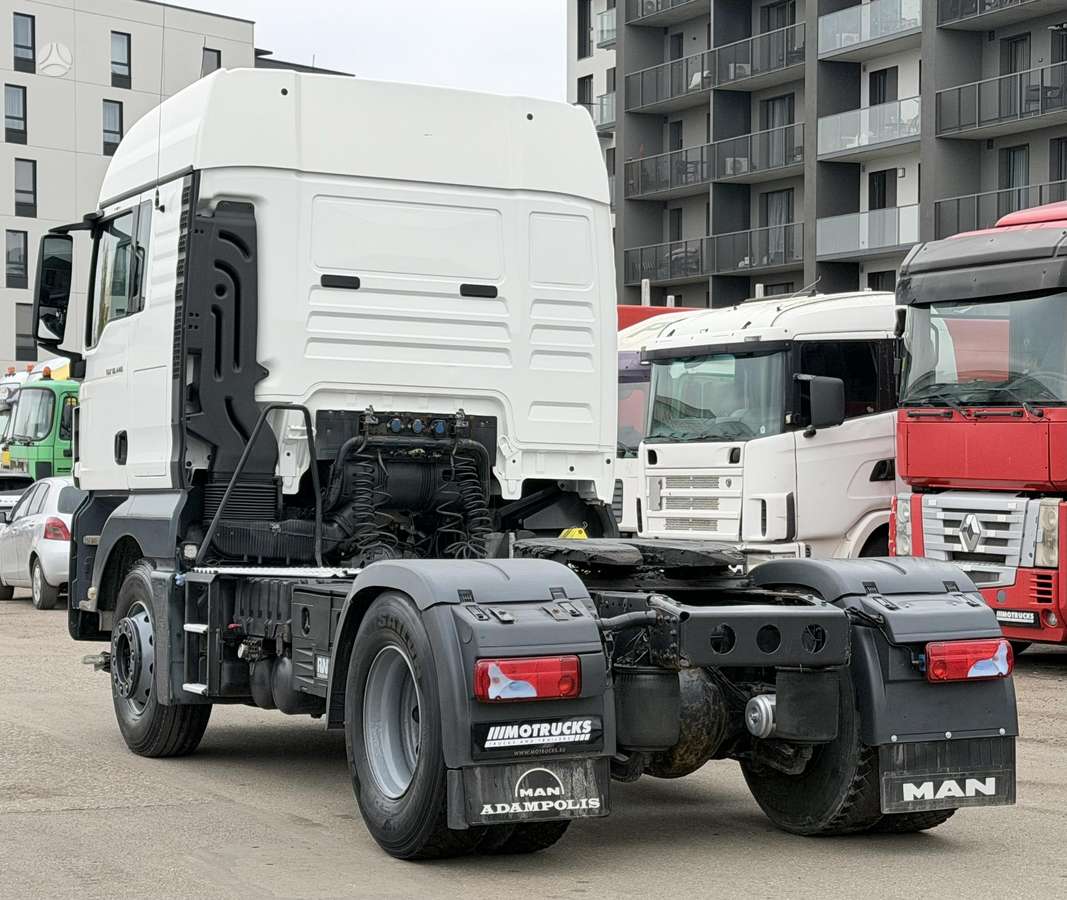 MAN TGX 18.440, single sleeper