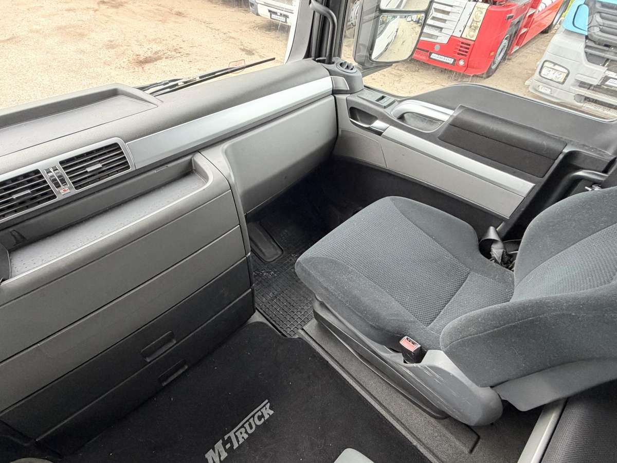 MAN TGX 18.440, single sleeper