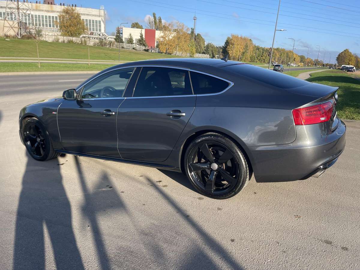 Audi A5, 3.0 l., hatchback