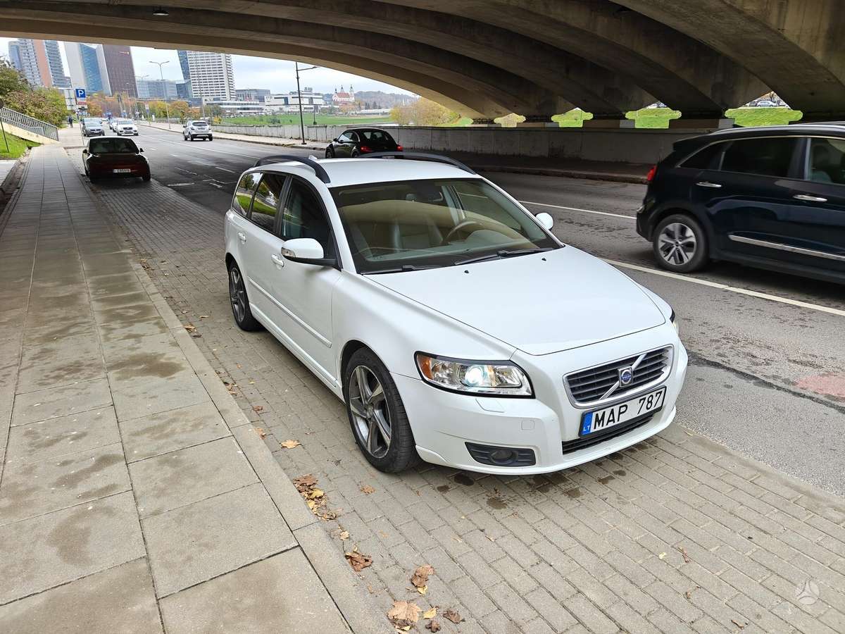 Volvo V50, 2.4 l., Универсал