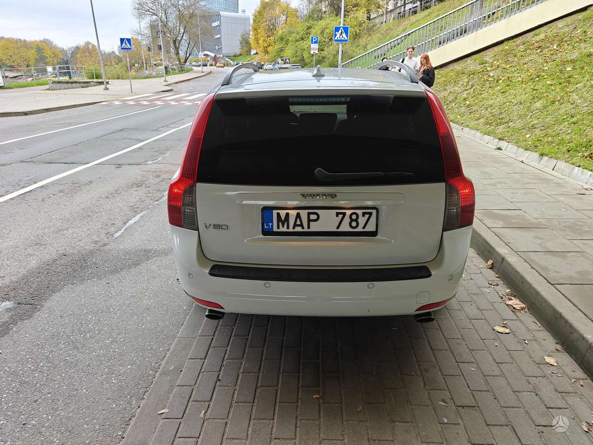 Volvo V50, 2.4 l., Универсал