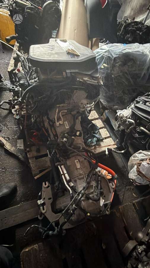 BMW X5, N20B20, variklis