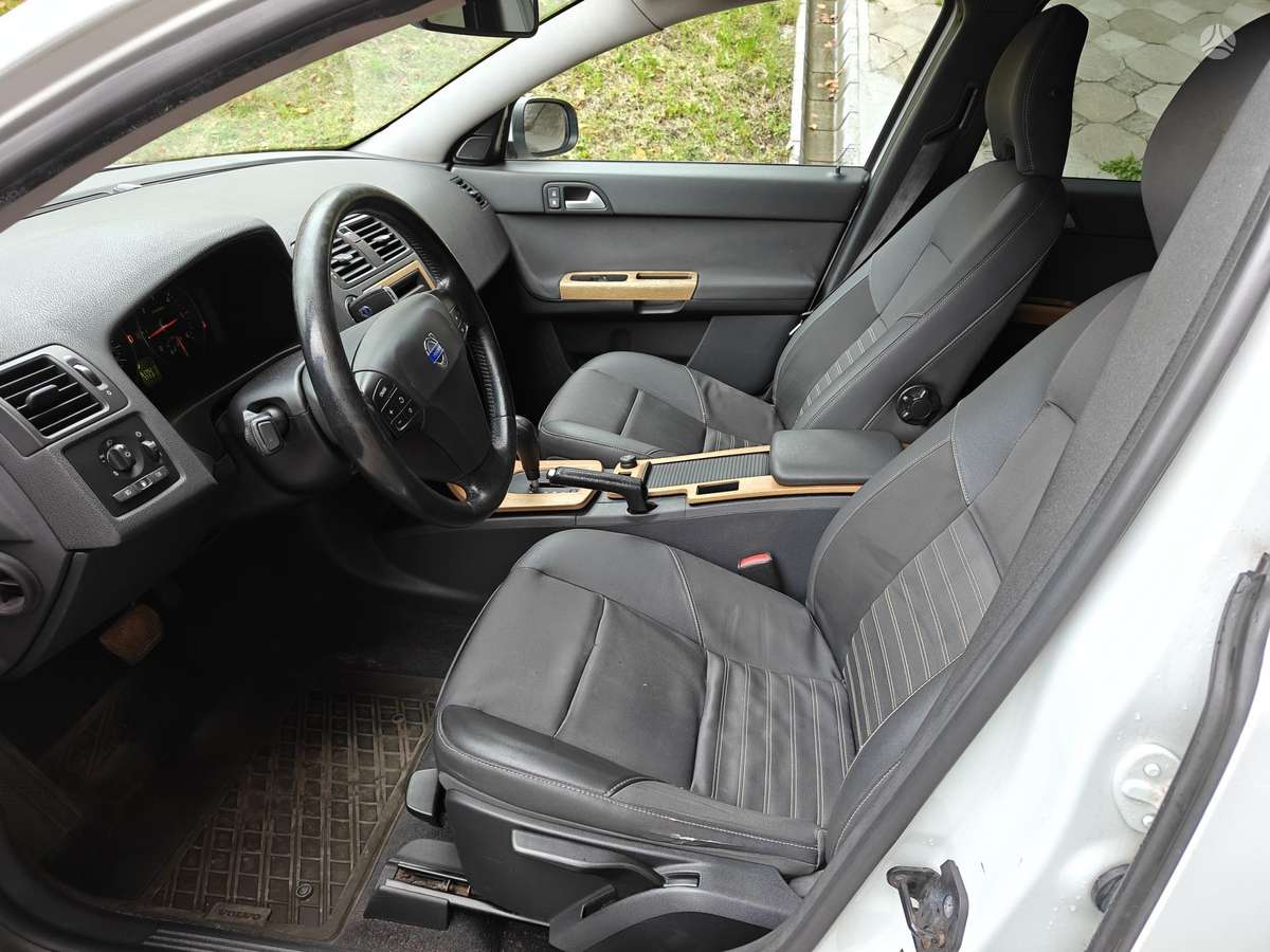 Volvo V50, 2.4 l., Универсал
