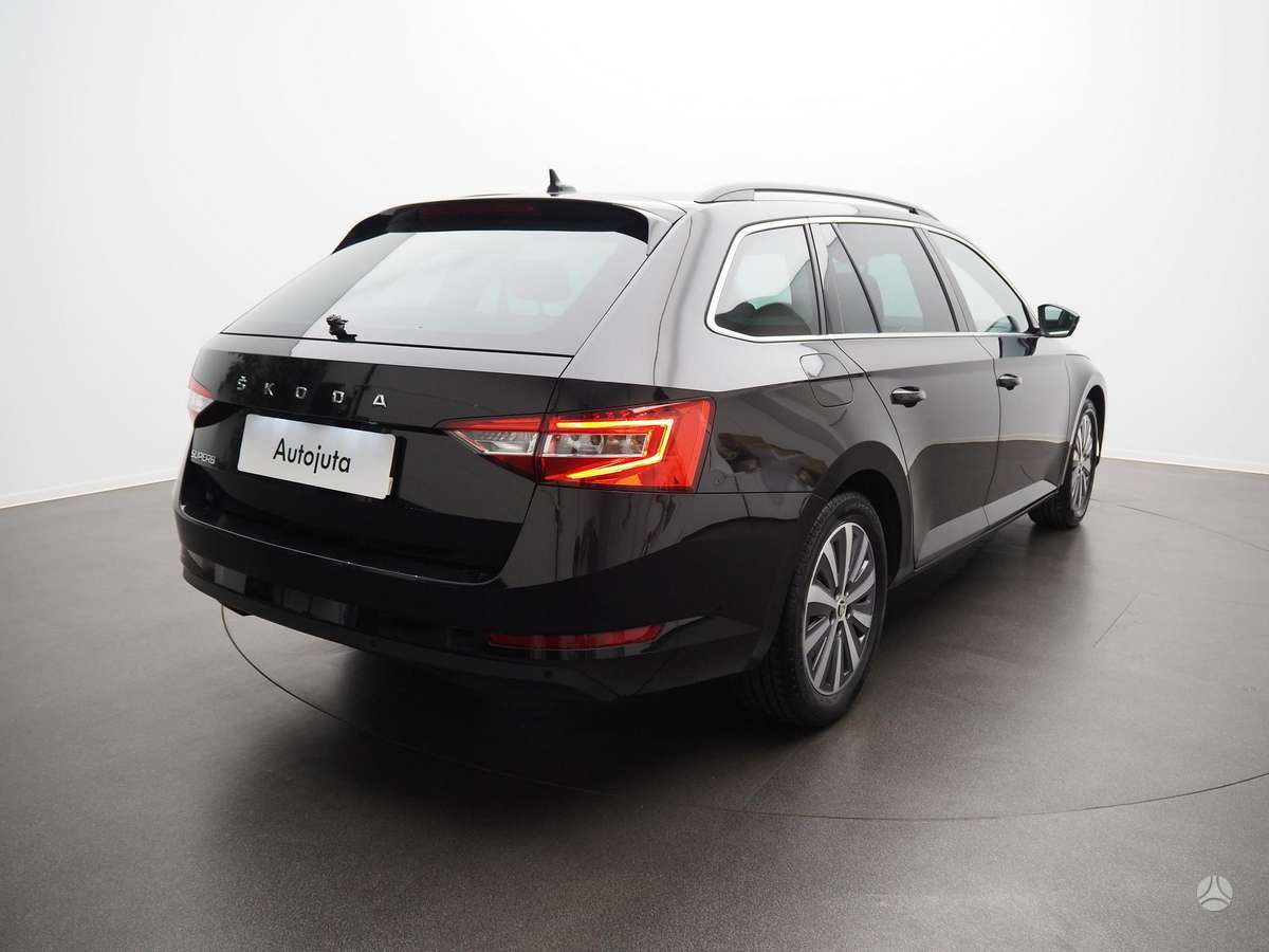 Skoda Superb, Универсал