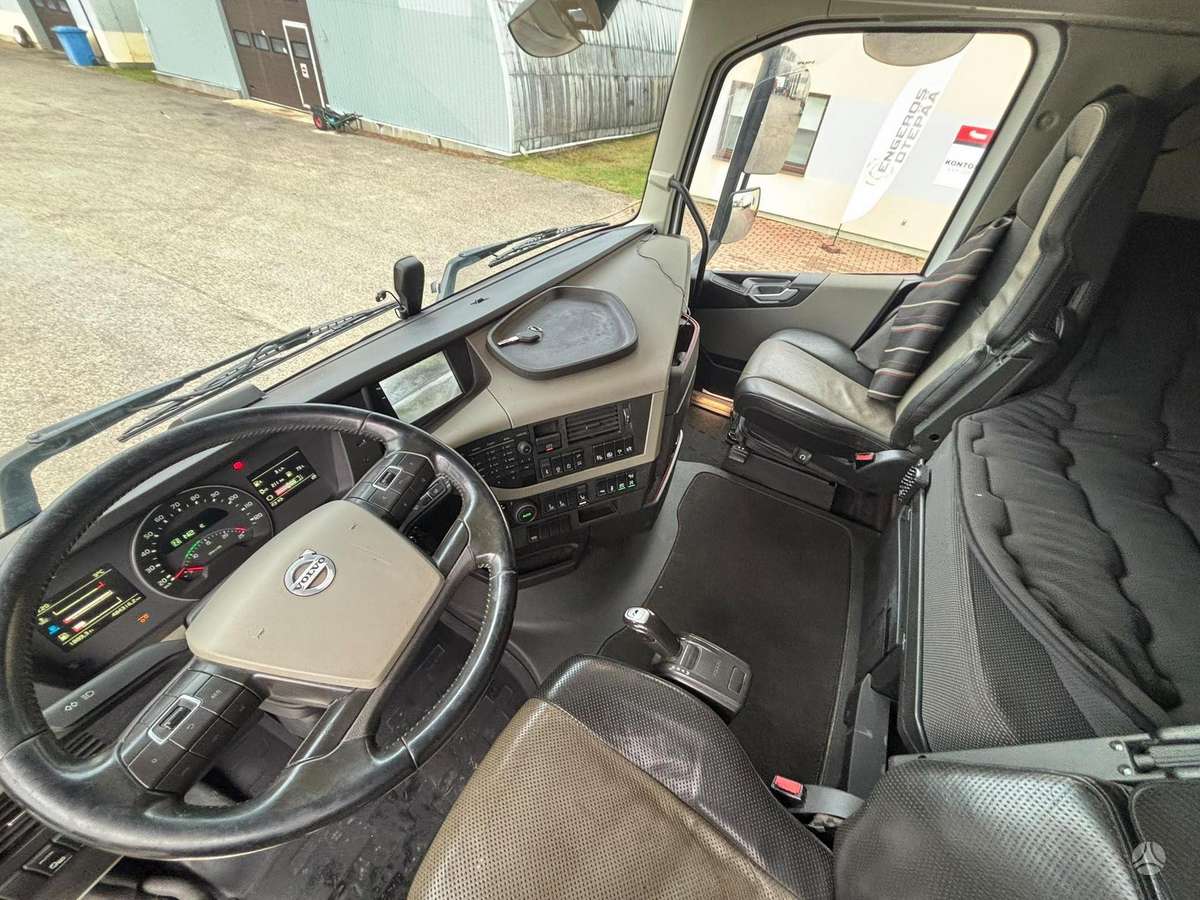 Volvo FH540, автоцистерны
