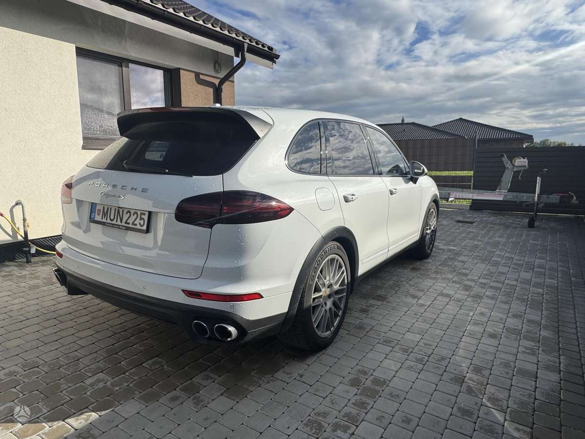 Porsche Cayenne