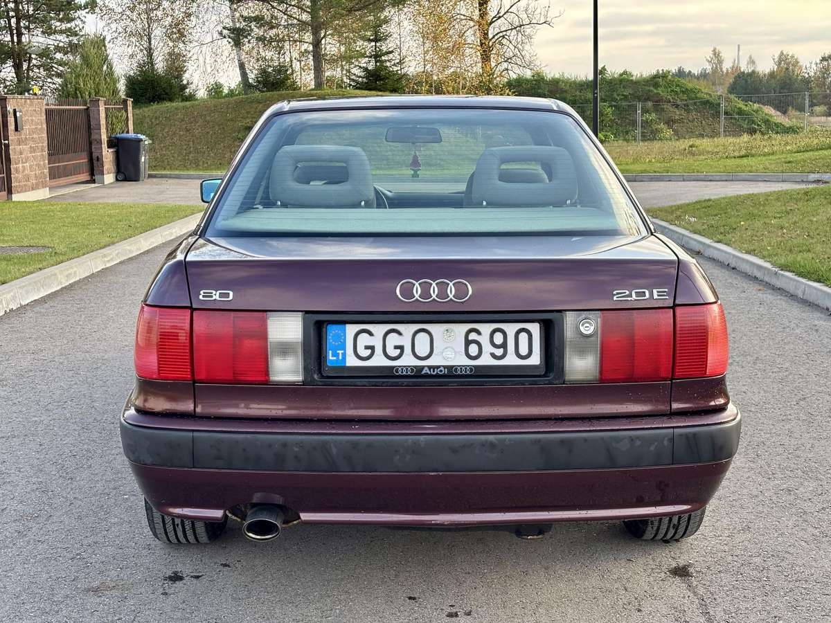 Audi 80, 2.0 l., Седан